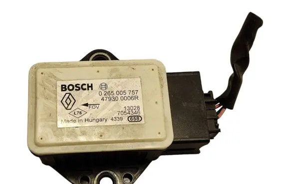 Nissan Qashqai ESP acceleration yaw rate sensor 479300006R 0265005757