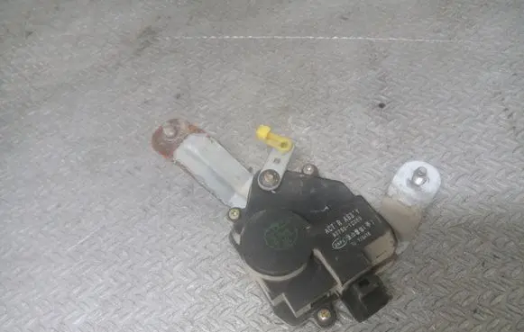 Hyundai Getz Tailgate boot lock/latch motor 957501C000