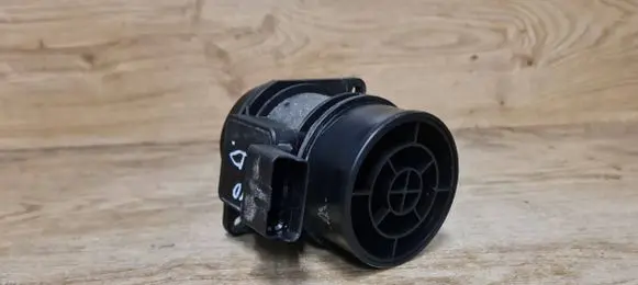 Volvo S40, V40 Mass air flow meter 7700114778