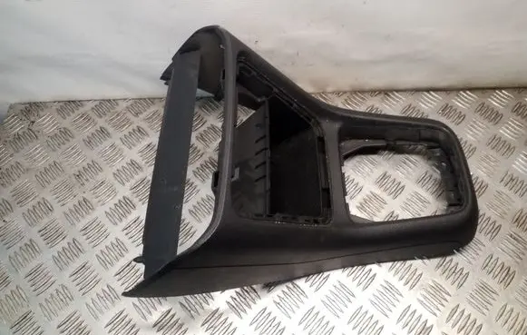 Volkswagen Sharan Center console 7N2863476