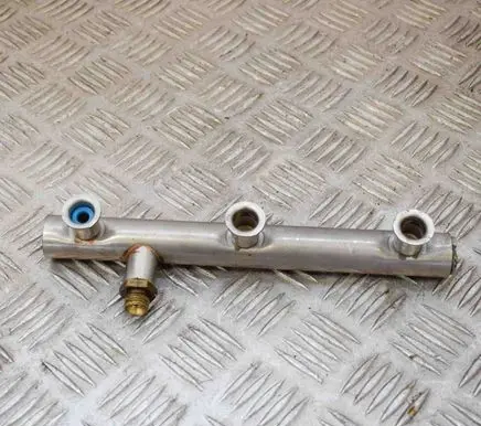 Fuel main line pipe