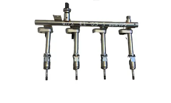 Volvo S60 Fuel injectors set P31478396 P32140074 32140073