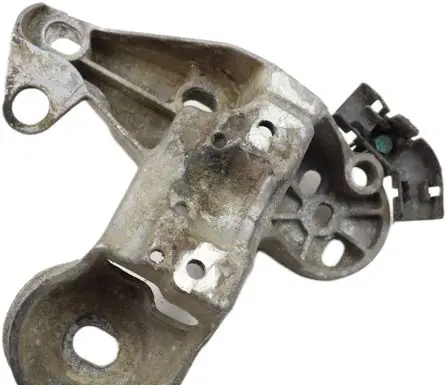 Audi A4 S4 B6 8E 8H Engine mounting bracket 8E0199352F