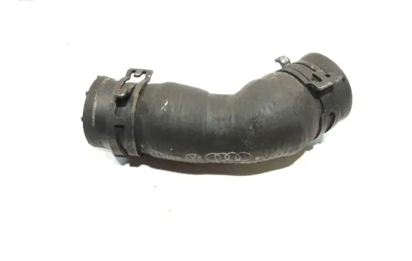 Audi A8 S8 D4 4H Engine coolant pipe/hose 079121057T