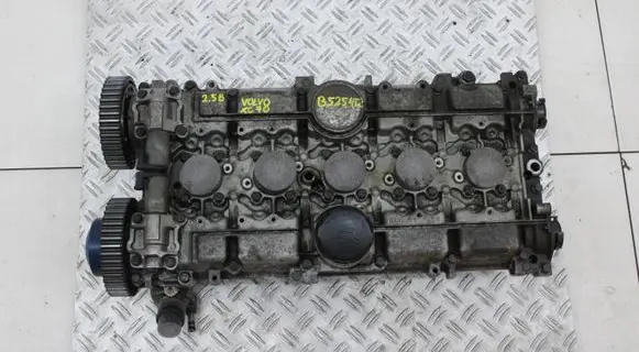 Volvo XC70 Engine head 1001837003 1001761008