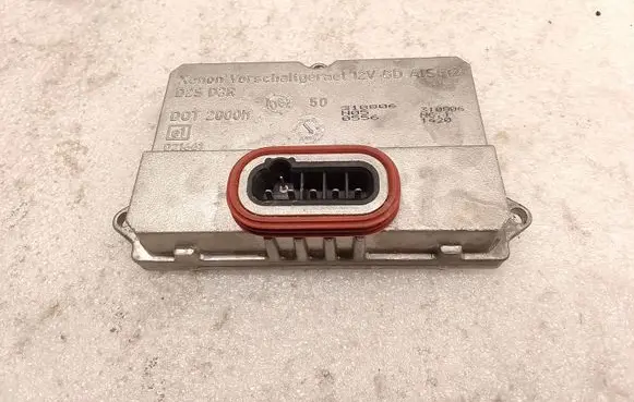 Mercedes-Benz E W211 Headlight ballast module Xenon 5DV00829000