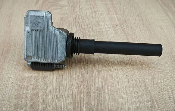 BMW X5 G05 High voltage ignition coil 9798865