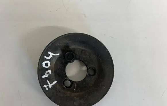 Audi A4 S4 B5 8D Water pump pulley 058121031B 058121031