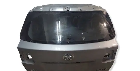 Toyota Avensis T270 Tailgate/trunk/boot lid 