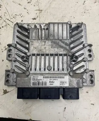 Ford Mondeo MK IV Engine control unit/module 7G9112A650YJ 5WS40592J