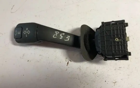 BMW 7 E38 Indicator stalk 8352172 01100410 011004