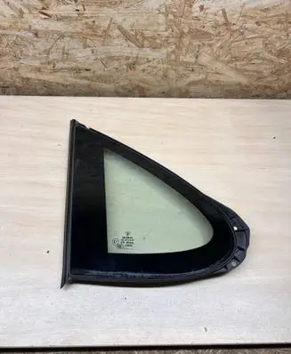 Porsche Panamera (971) Rear side window 971845417 971845297D A038482