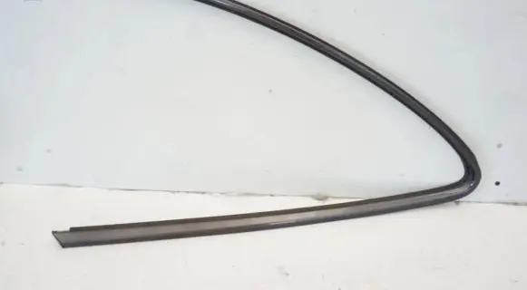 Mercedes-Benz CLK A208 C208 Rear door windshield rail 