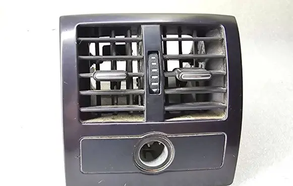 Rear air vent grill