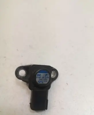 Mercedes-Benz C W203 Air pressure sensor A0051537228