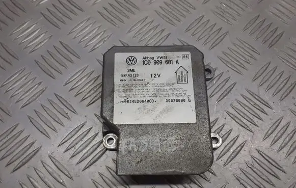 Skoda Fabia Mk1 (6Y) Airbag control unit/module 1C0909601A