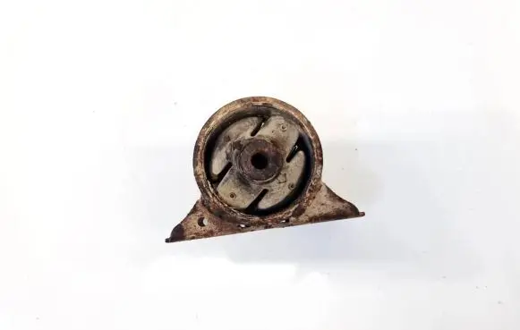 Mitsubishi Colt Engine mount bracket mr297257
