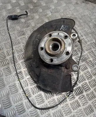 Volvo XC90 Front wheel hub 