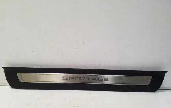 KIA Sportage Front sill trim cover 85874F1500