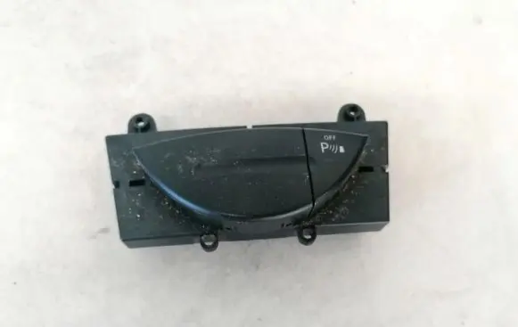 Mercedes-Benz E W211 Sensor 03751220 2118206510