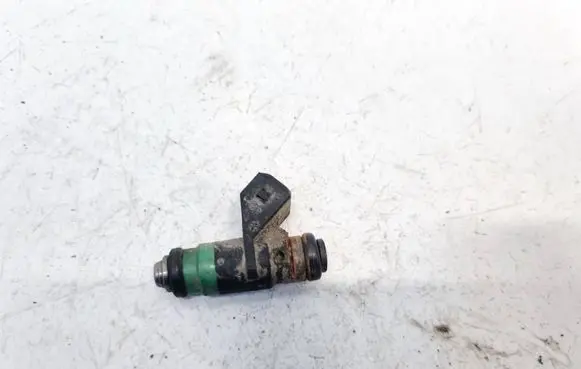 Fuel injector