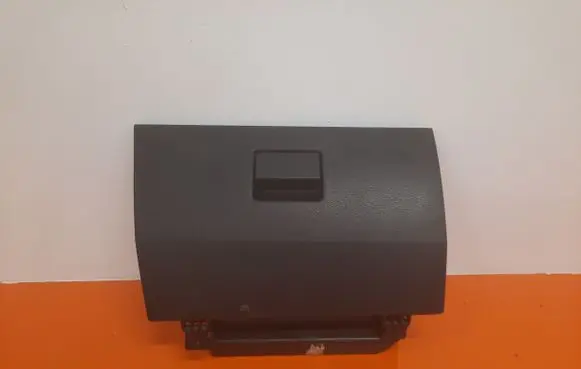 Ford Fiesta Glove box