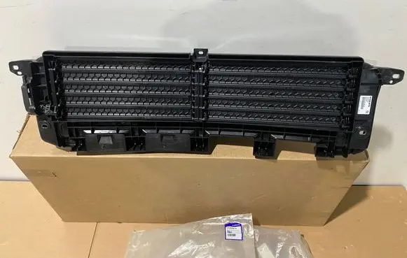 Volvo XC40 Intercooler air guide/duct channel 31455415