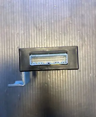 Nissan Pathfinder R51 Alarm control unit/module E111002014