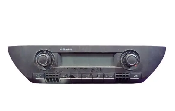 Volkswagen Polo IV 9N3 Air conditioning (A/C) switch 