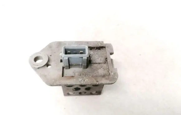 Peugeot 607 Coolant fan relay 9641212580