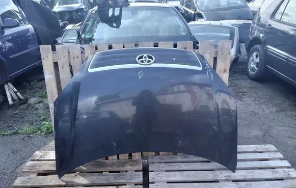 Toyota Avensis Verso Engine bonnet/hood