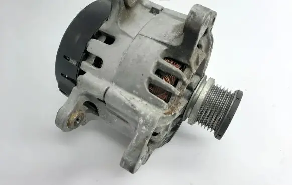 Audi Q5 SQ5 Generator/alternator 04L903027
