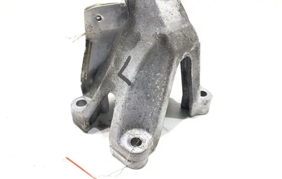 Audi A6 C7 Engine mounting bracket 8K0199307BJ