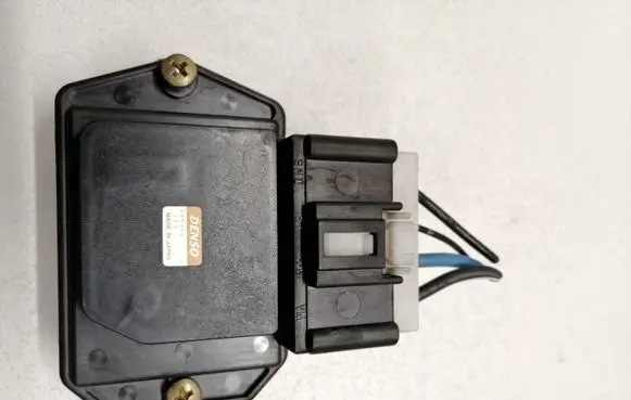 Mitsubishi Pajero Heater blower motor/fan resistor 4993002110