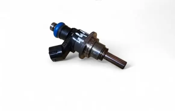 Mazda CX-7 Fuel injector E7T20171