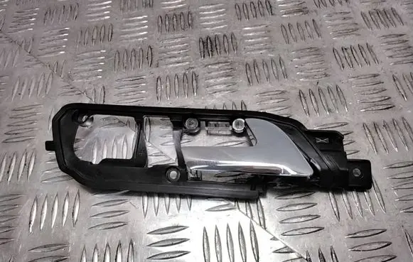 Volkswagen Polo IV 9N3 Front door interior handle 6Q0837174