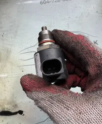Renault Trafic II (X83) Fuel main line pipe 8200426552 32312092 0281002753