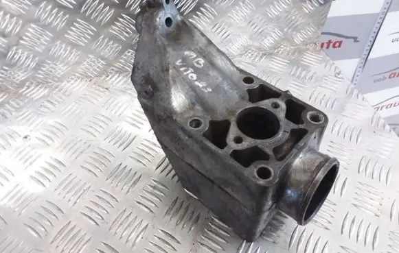 Mercedes-Benz Vito Viano W639 Engine mounting bracket A6462230004