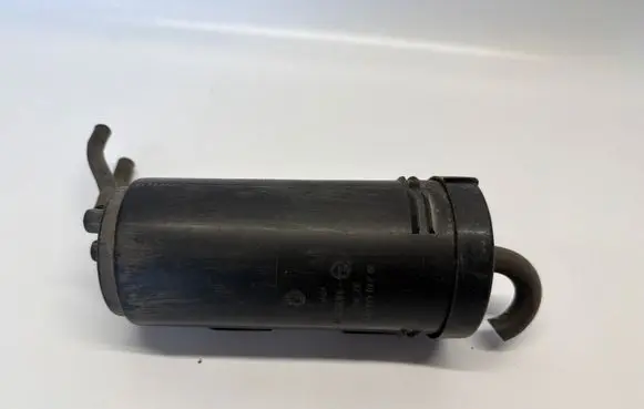 Mercedes-Benz CL C215 Active carbon filter fuel vapour canister 2204700059 A2204700059