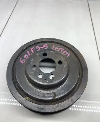 Volkswagen Golf V Crankshaft pulley 03G105243