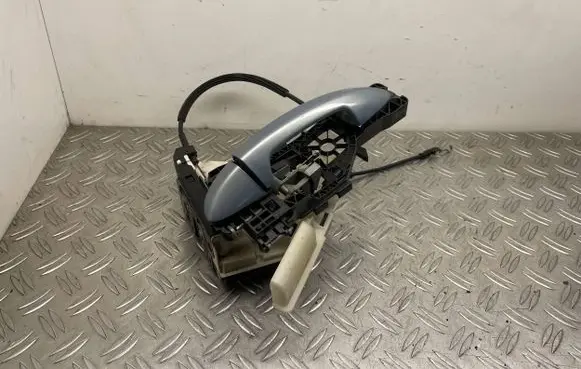 Volkswagen PASSAT CC Rear door lock 5N0839015B 3C8839885