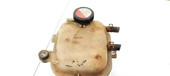 Toyota Yaris Coolant expansion tank/reservoir