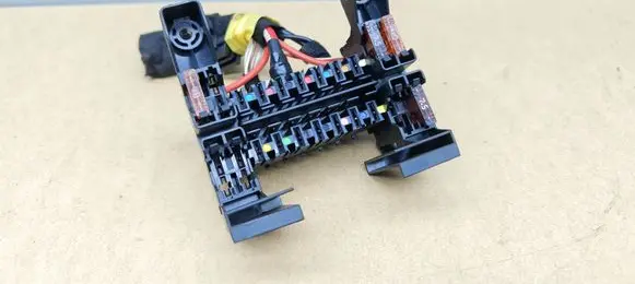 Mercedes-Benz S W221 Fuse module 2215450701