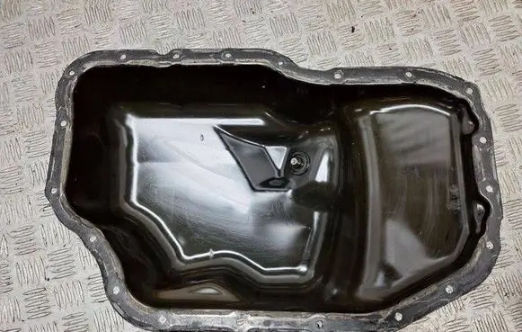 Oil sump