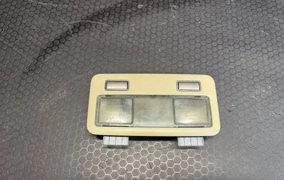 Jaguar XF X250 Rear seat light 8X23MBBSA