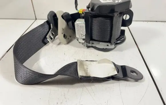 Jeep Compass Front seatbelt TA1357111145 g05884105h P1YR951DVAA