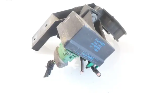 Peugeot 806 Glow plug pre-heat relay 735068
