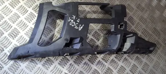 Ford Mondeo MK IV Front bumper mounting bracket