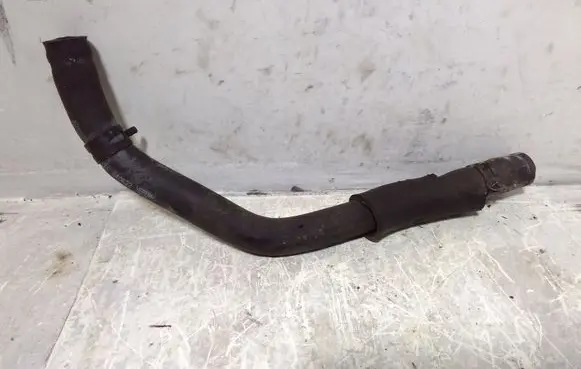 KIA Sorento Engine coolant pipe/hose