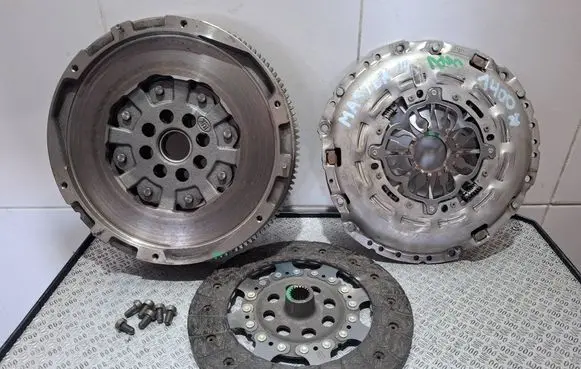 Renault Master III Clutch set kit 123106637R